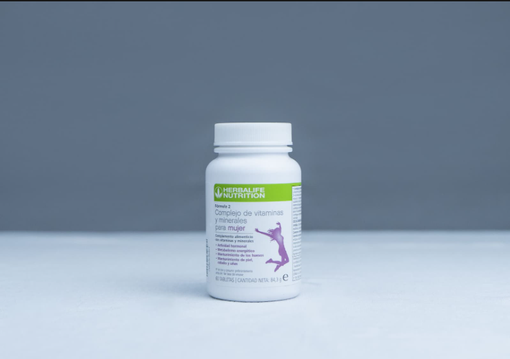 complejo de vitaminas y minerales para mujer Herbalife