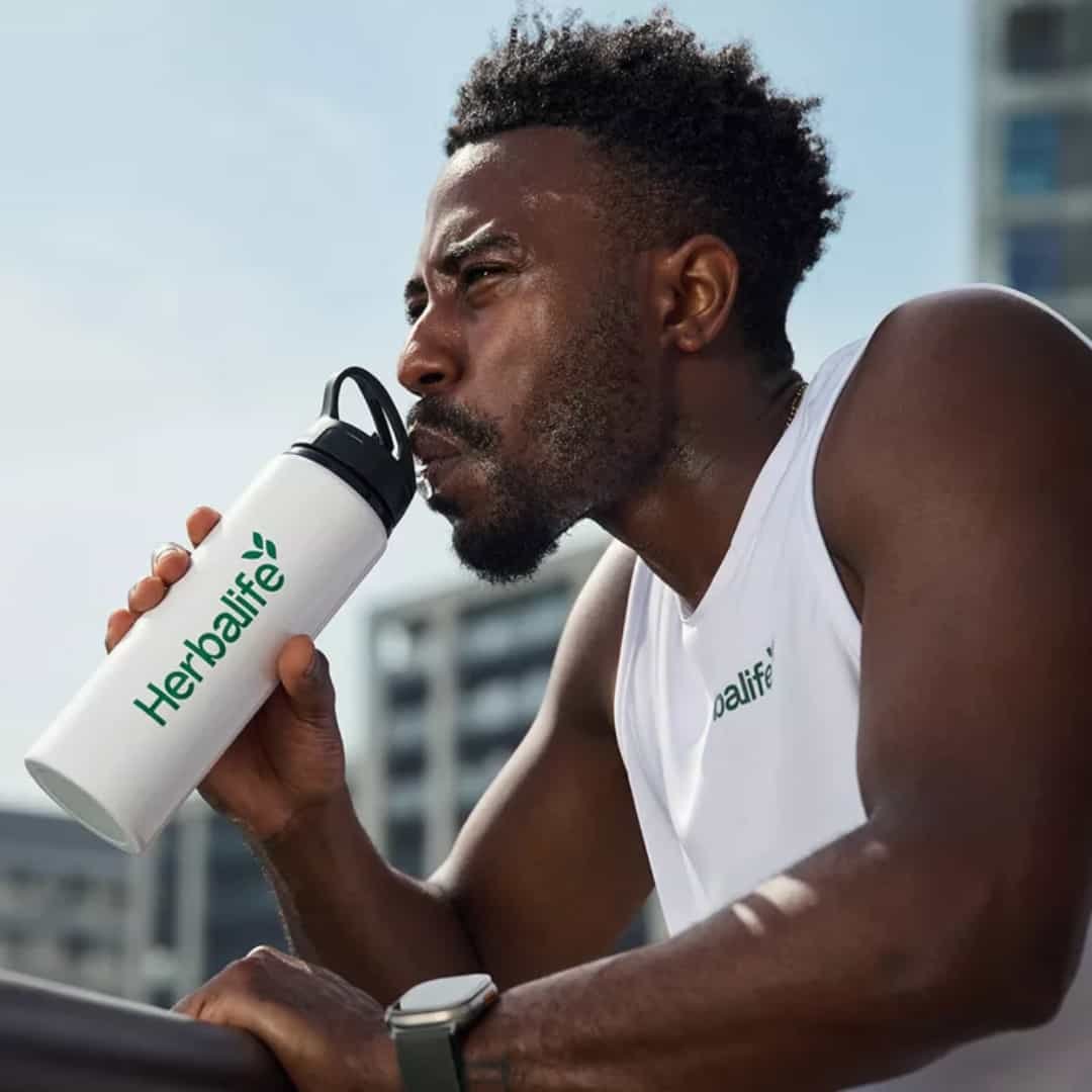 Hydrate de Herbalife24 hombre​